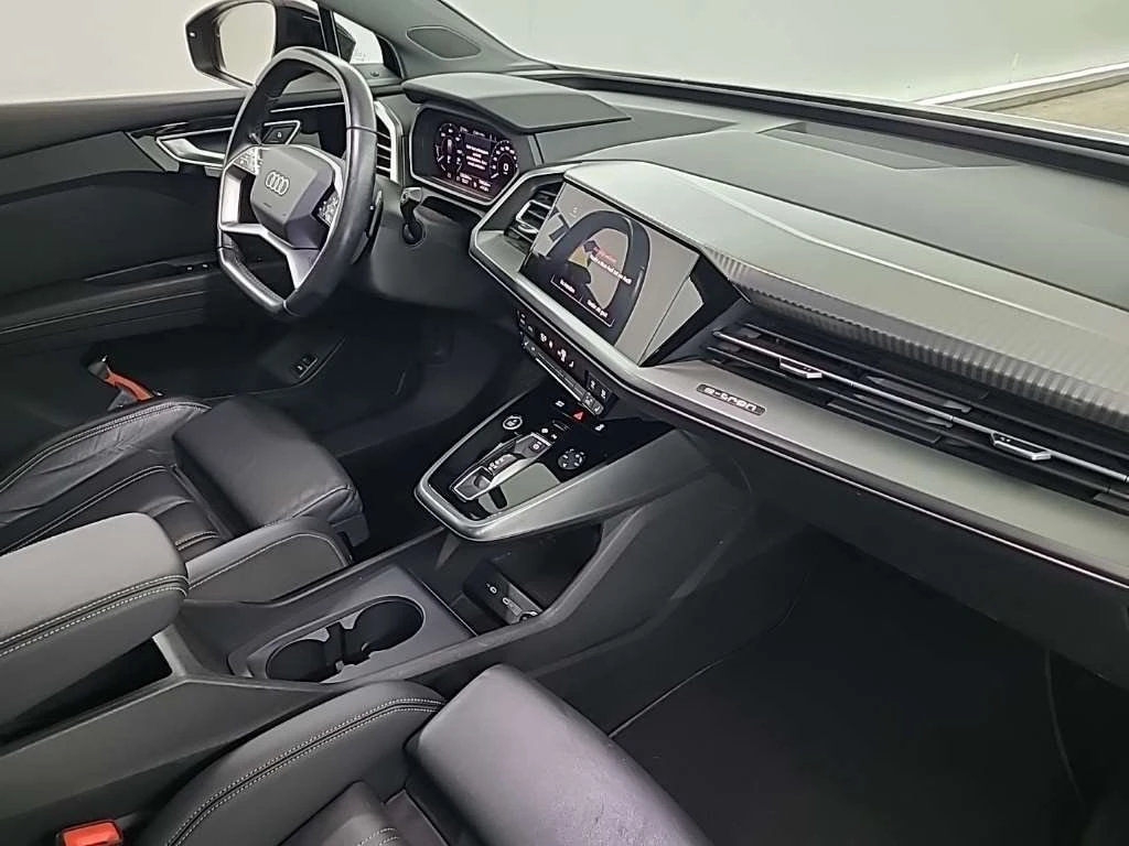 Audi Q4 E-tron Sportback 40 Advanced , снимка 6 - Автомобили и джипове - 54038238