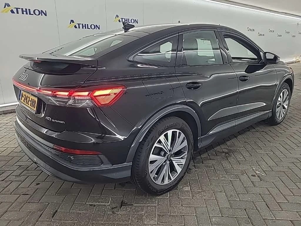Audi Q4 E-tron Sportback 40 Advanced , снимка 4 - Автомобили и джипове - 54038238