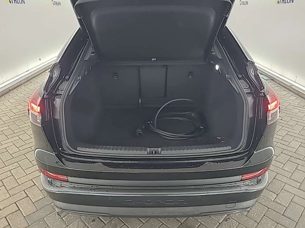 Audi Q4 E-tron Sportback 40 Advanced , снимка 9 - Автомобили и джипове - 54038238