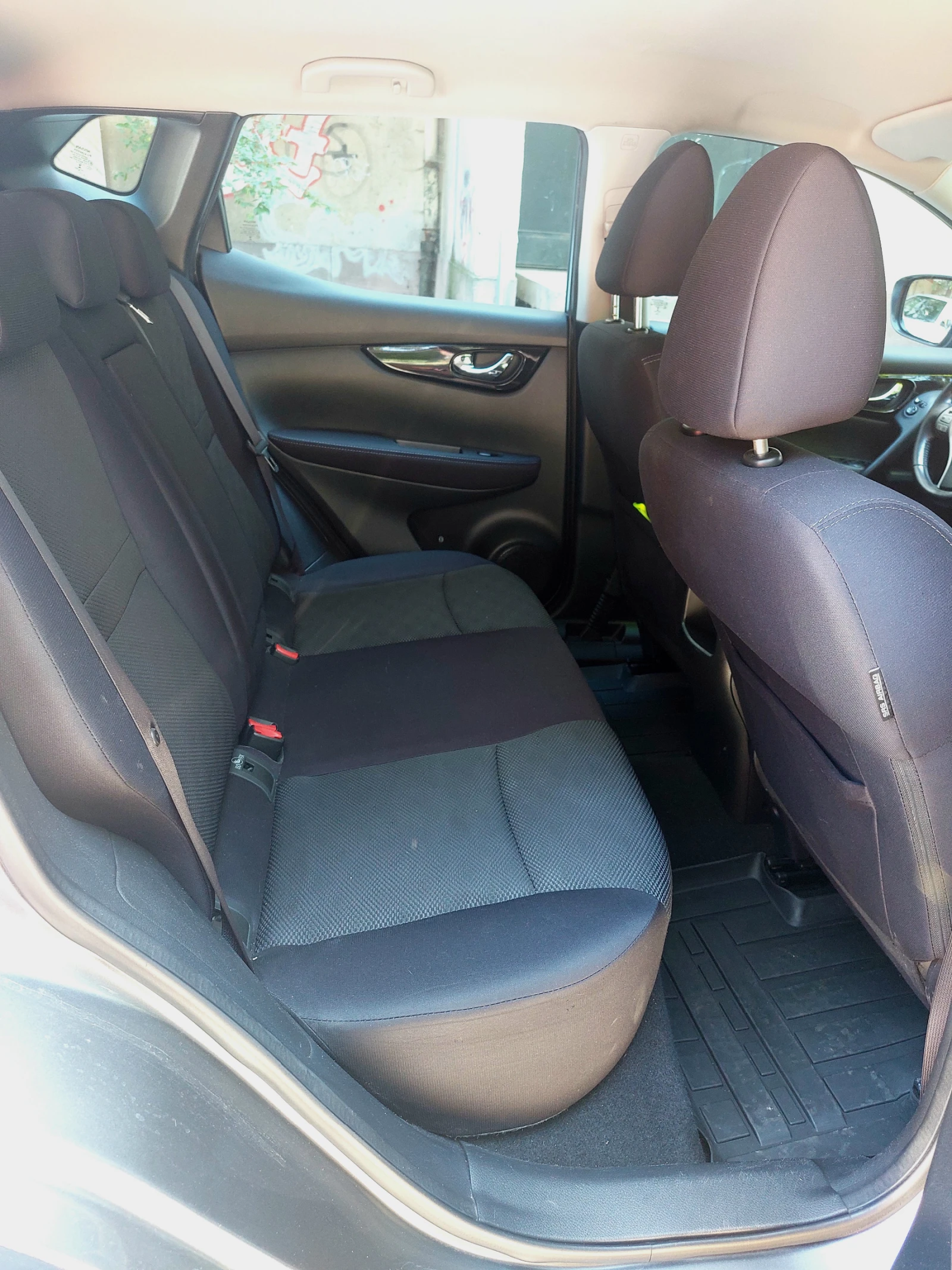 Nissan Qashqai 1 собственик, снимка 10 - Автомобили и джипове - 54869496
