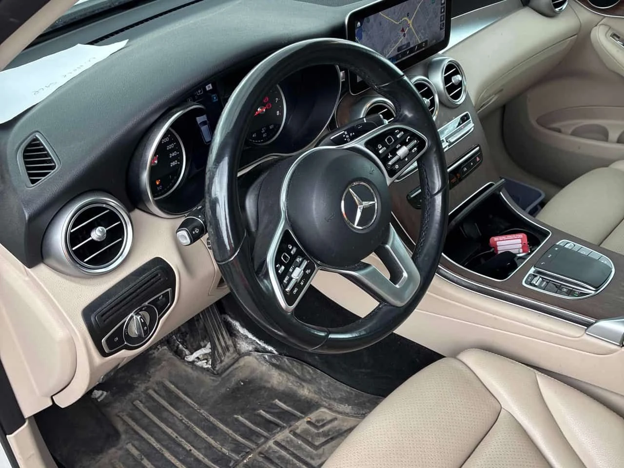 Mercedes-Benz GLC 300 CARFAX/КЛИП/ОТ ГЛАВНО ПРЕДСТАВИТЕЛСТВО , снимка 5 - Автомобили и джипове - 55468469