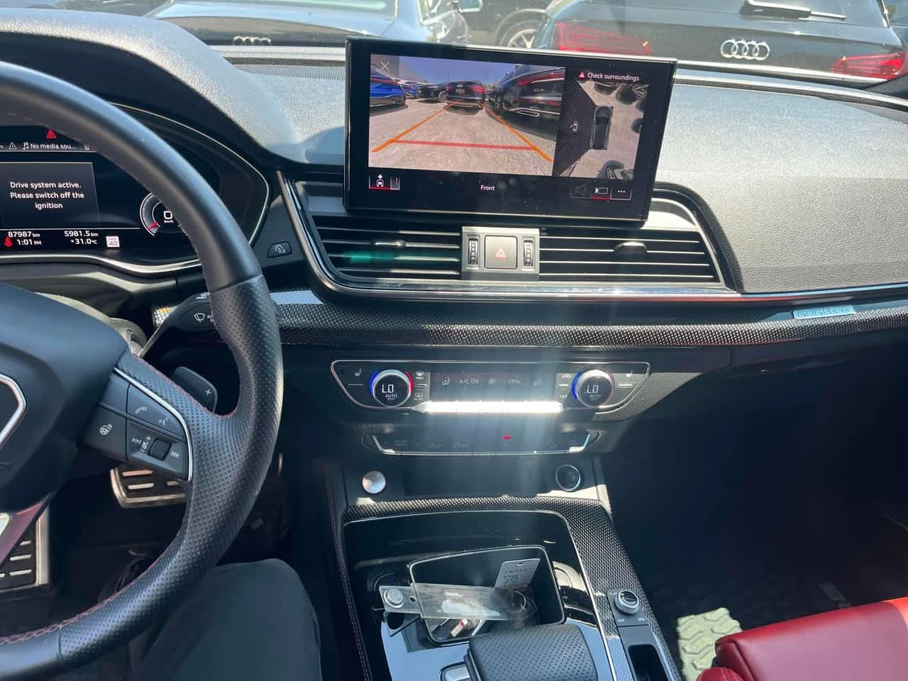 Audi SQ5 TECHNIK * DISTRONIC* B&O* 360* , снимка 9 - Автомобили и джипове - 55577621