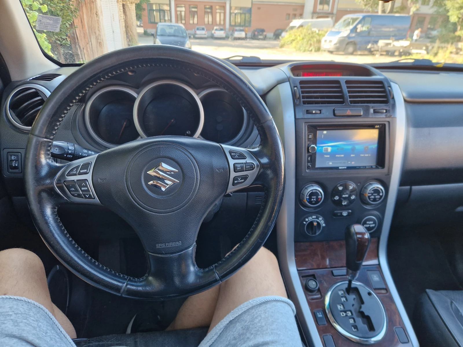 Suzuki Grand vitara 2.0i ГАЗ 4х4 , снимка 6 - Автомобили и джипове - 56113751