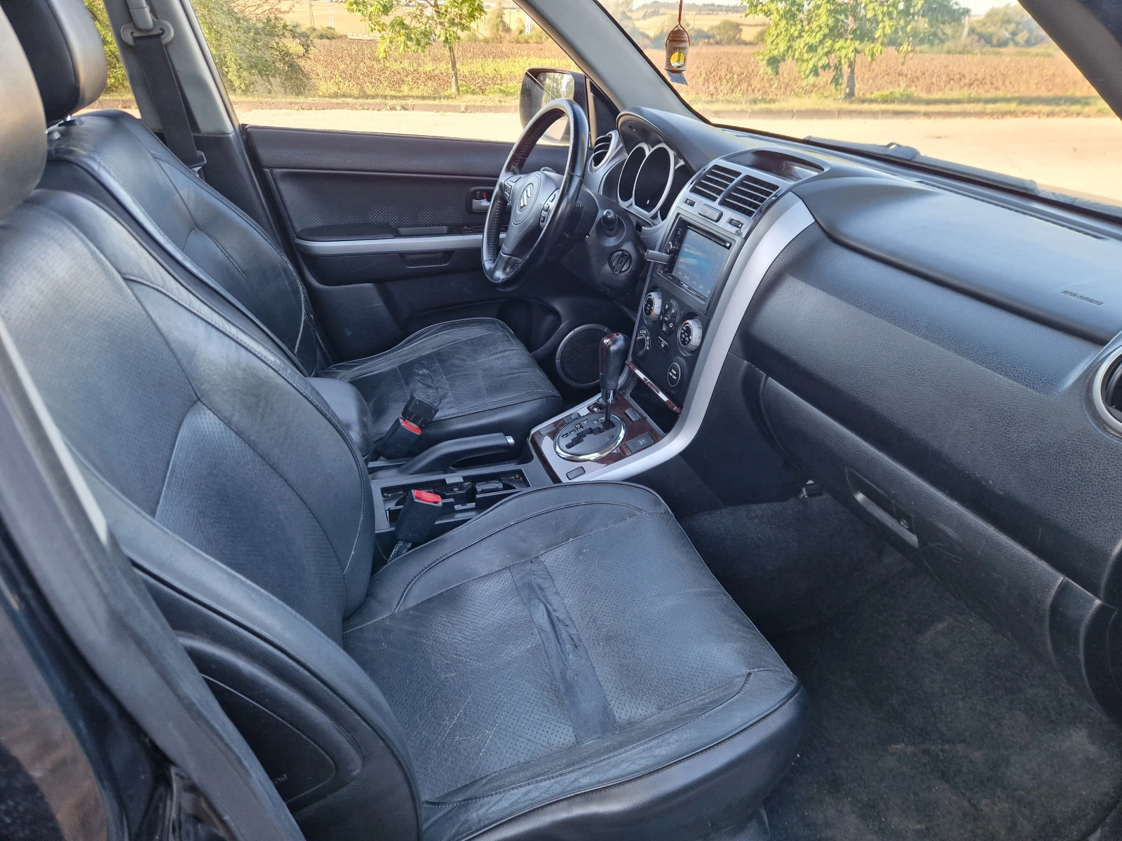 Suzuki Grand vitara 2.0i ГАЗ 4х4 , снимка 9 - Автомобили и джипове - 56113751