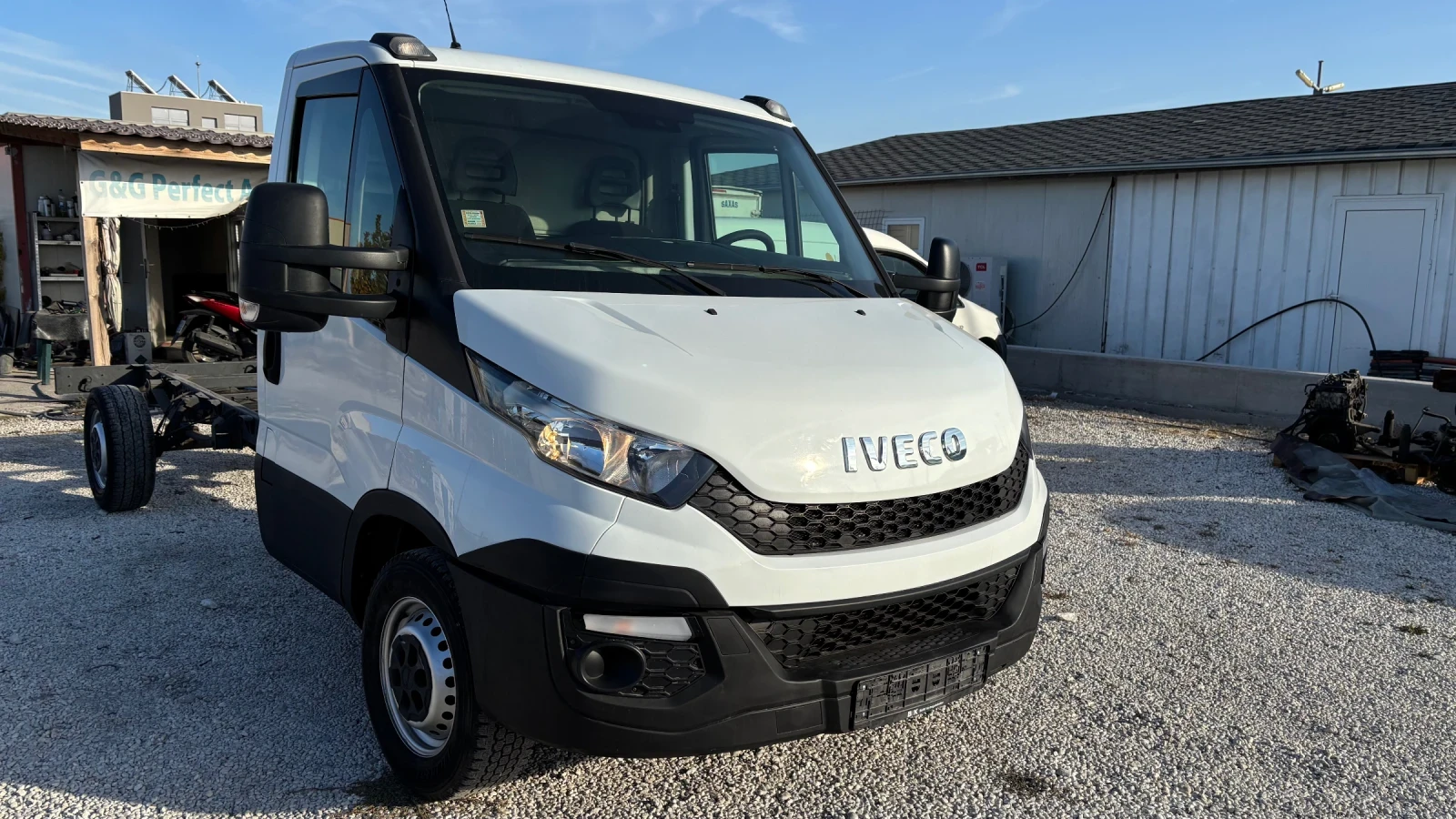 Iveco Daily 2.3 150 кс - изображение 2