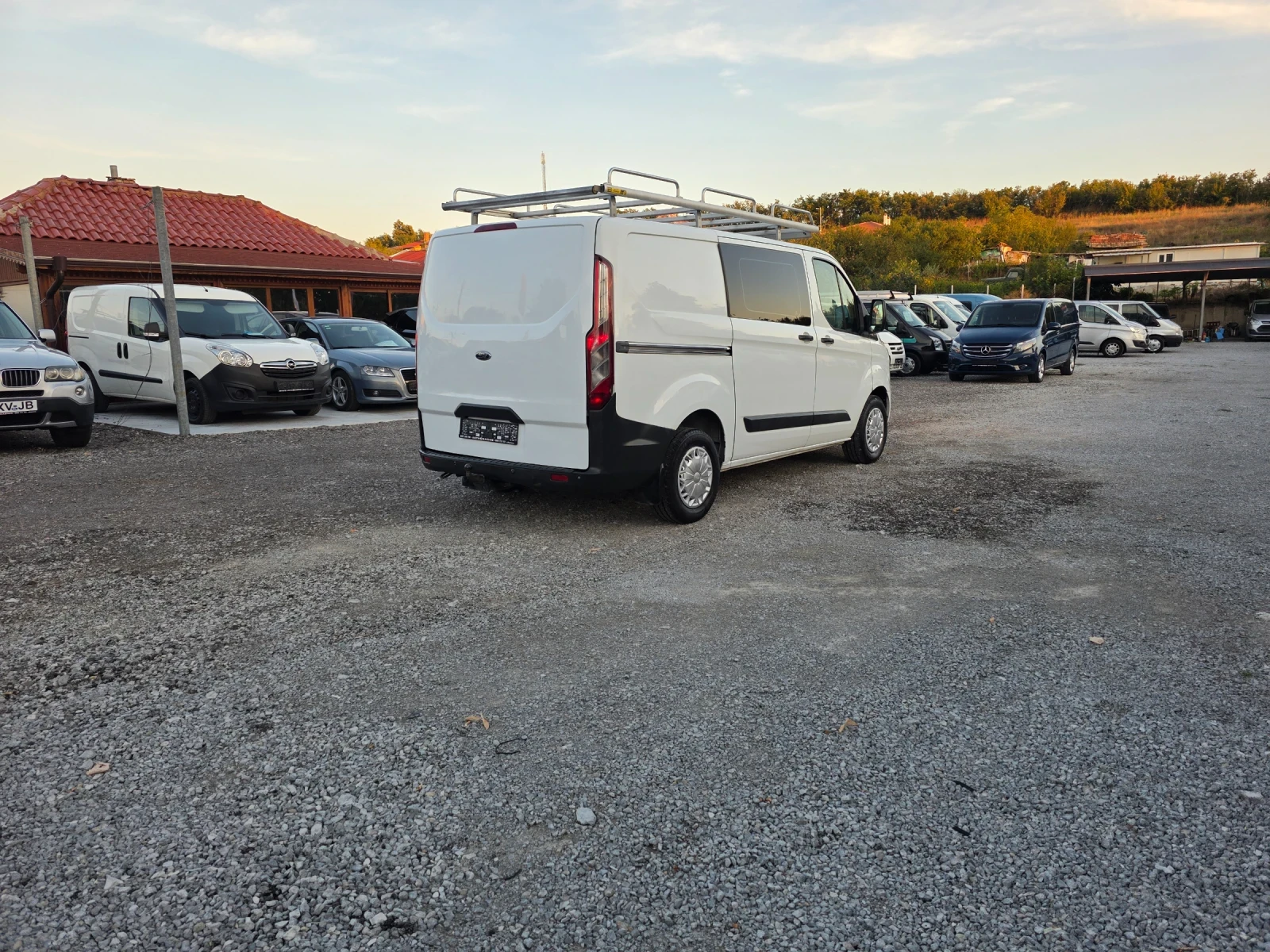 Ford Transit Custom 2.2tdci 5+ 1 125к.с., снимка 6 - Бусове и автобуси - 55961958