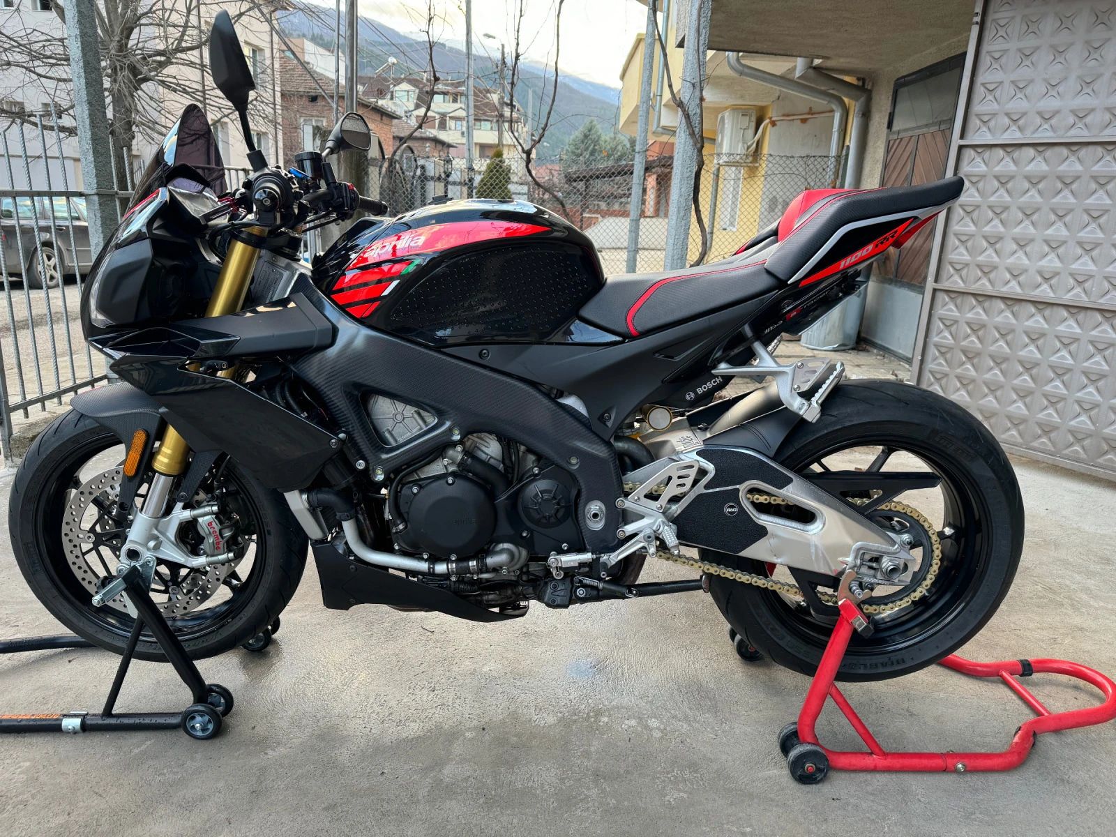 Aprilia Tuono 1100 V4 цена до края на месеца!, снимка 1