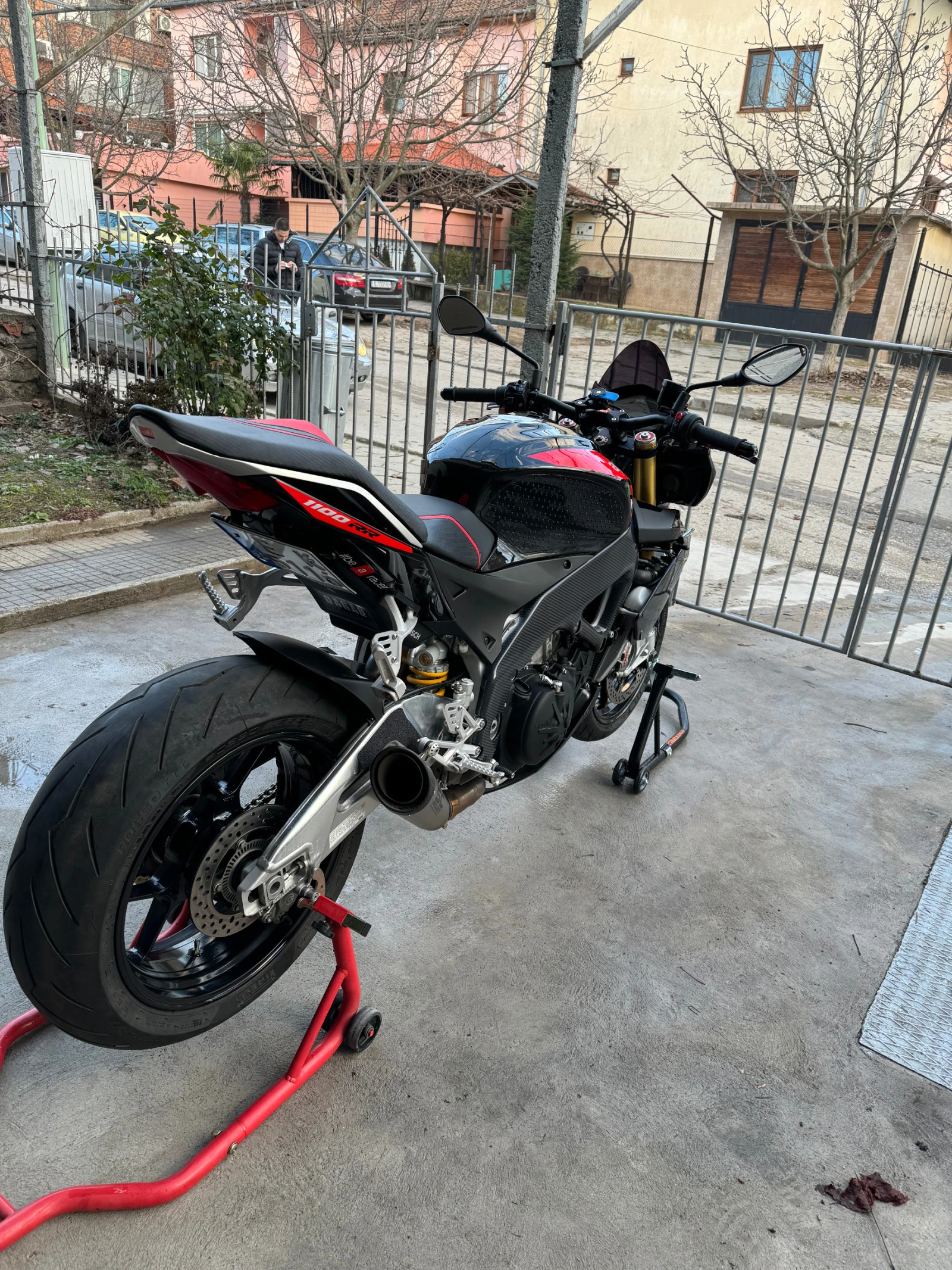 Aprilia Tuono 1100 V4 - изображение 9