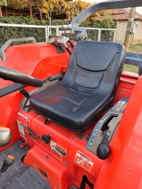 Трактор Hinomoto NX337D, снимка 3