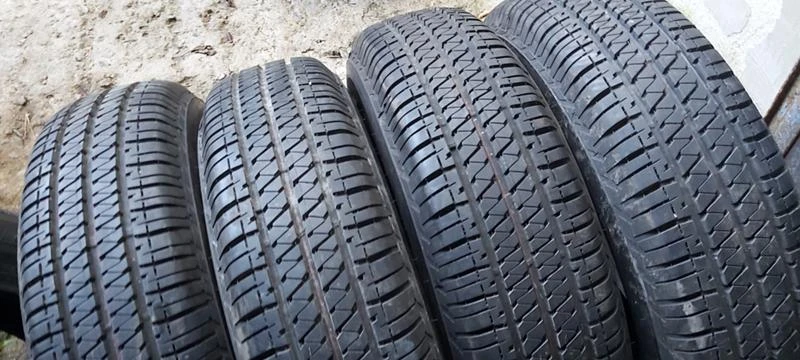 Гуми Летни 195/80R15, снимка 2 - Гуми и джанти - 35133970