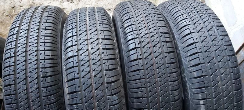 Гуми Летни 195/80R15, снимка 1 - Гуми и джанти - 35133970