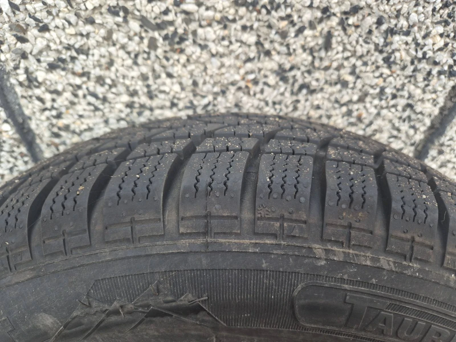 ���� � ������ 175/70R14 | Mobile.bg � ����������� 2