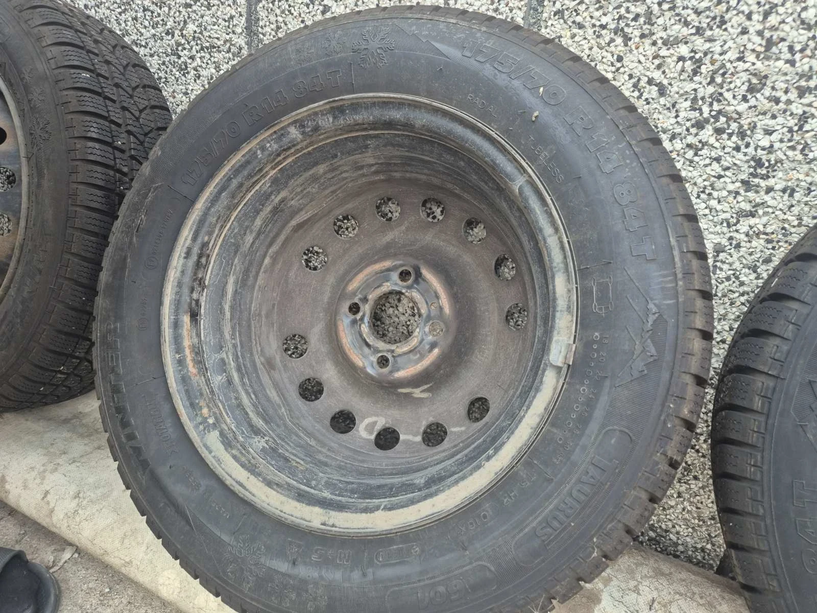 ���� � ������ 175/70R14 | Mobile.bg � ����������� 4