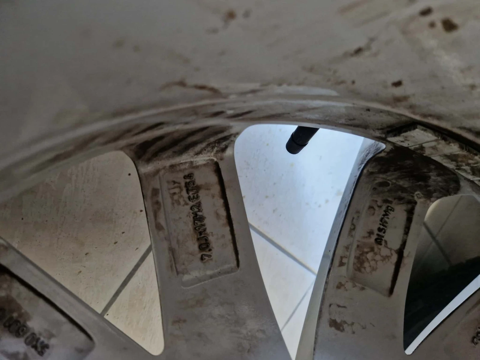 ���� � ������ 125/70R17 �� VW | Mobile.bg � ����������� 5