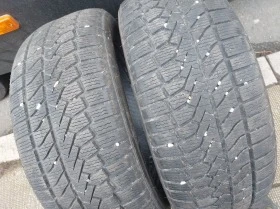 Гуми Зимни 235/55R17, снимка 1 - Гуми и джанти - 41078660