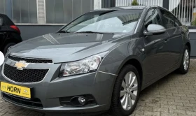 Chevrolet Cruze 1.6 i два броя, снимка 1