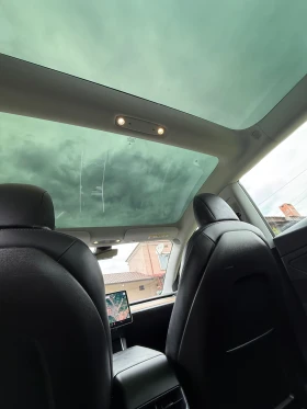 Tesla Model 3 Performance, снимка 11