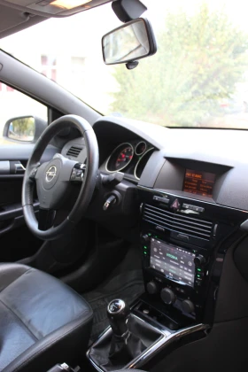 Opel Astra 1.8 GTC/Газ/бензин, снимка 12
