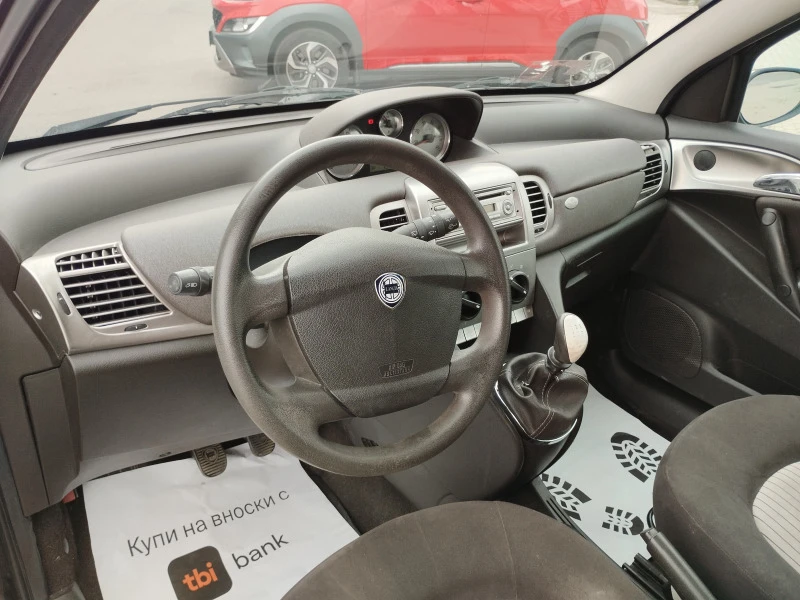 Lancia Ypsilon 1.2i КЛИМАТИК. EURO 4, снимка 12 - Автомобили и джипове - 46686375