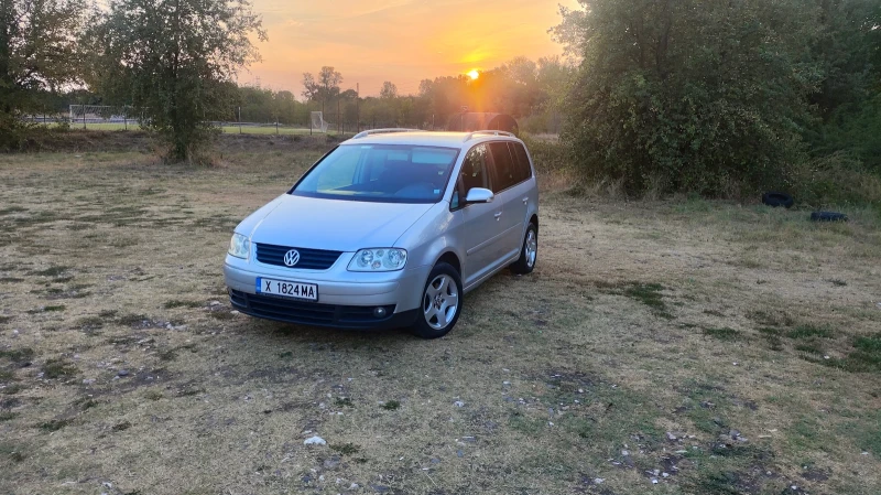 VW Touran 2.0, снимка 1 - Автомобили и джипове - 46991513