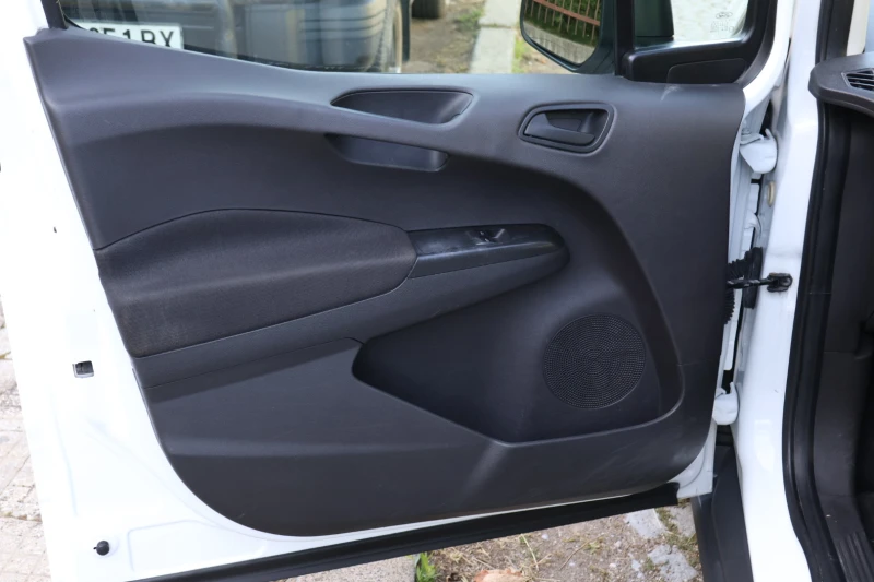 Ford Courier, снимка 12 - Автомобили и джипове - 52261221