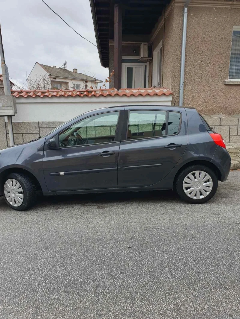 Renault Clio 3 1.2 16V, снимка 7 - Автомобили и джипове - 47991126