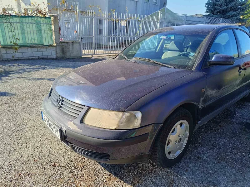 VW Passat, снимка 3 - Автомобили и джипове - 48015538