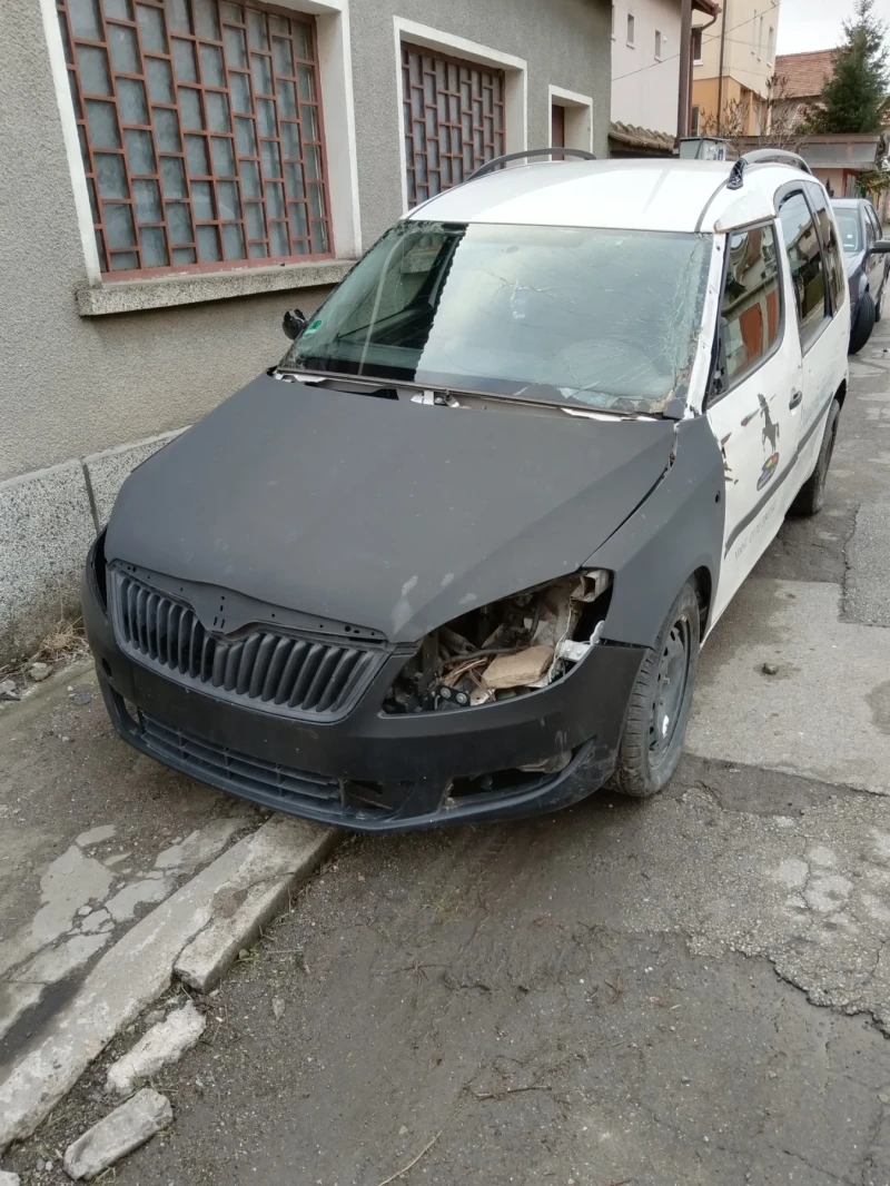 Skoda Roomster Ван, снимка 5 - Автомобили и джипове - 48197730