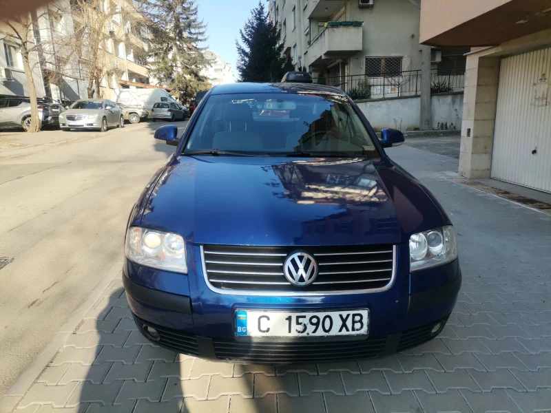 VW Passat, снимка 2 - Автомобили и джипове - 49064794