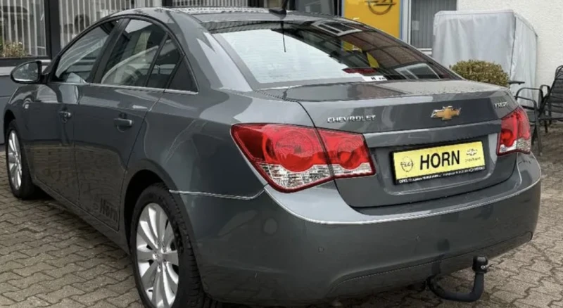 Chevrolet Cruze 1.6 i два броя, снимка 2 - Автомобили и джипове - 53162228