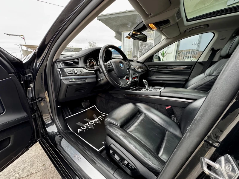 BMW 750 M50d Long Facelift, снимка 10 - Автомобили и джипове - 51107670