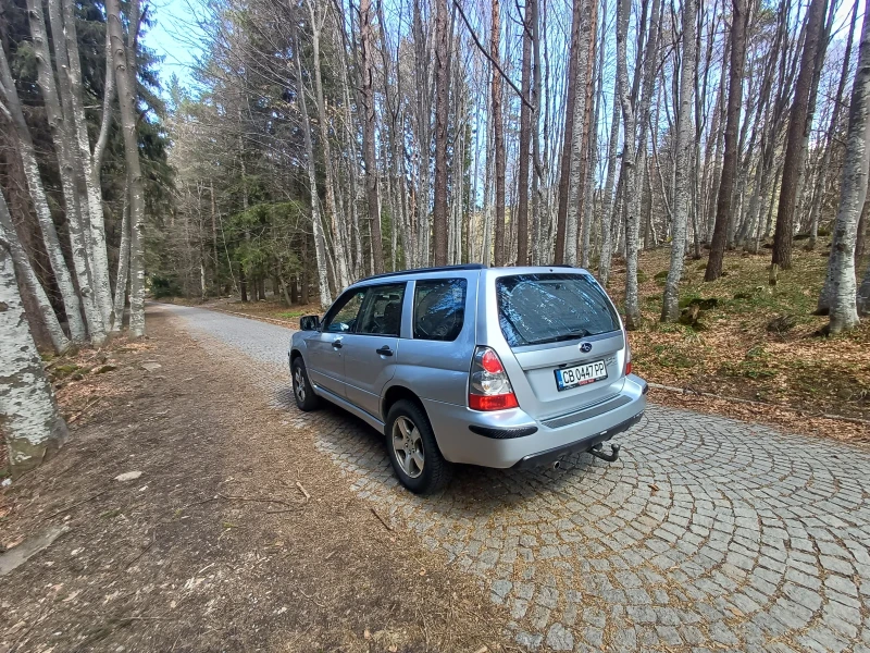Subaru Forester 2.0Х, снимка 6 - Автомобили и джипове - 52888086