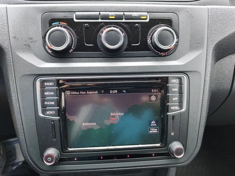 VW Caddy 2.0 TDI 4х4 MAXI KLIMA NAVI  EURO 6 , снимка 11 - Автомобили и джипове - 53561491