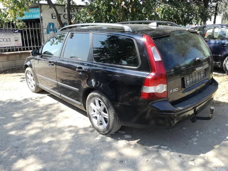 Volvo V50 1.6 HDI, снимка 6 - Автомобили и джипове - 33906354