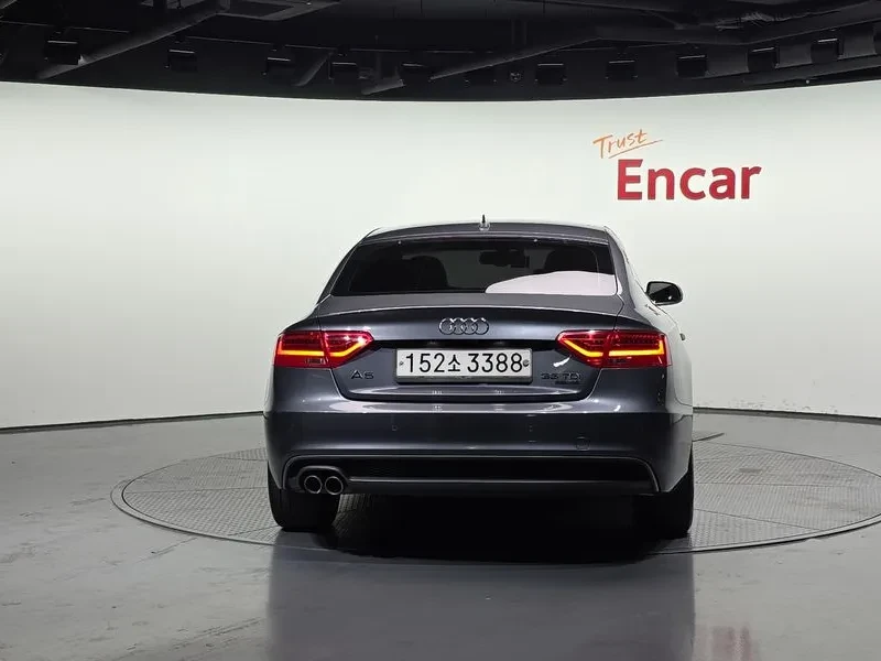 Audi A5 2.0 TDI Quattro Dynamic Sportsback 8Ta - изображение 4