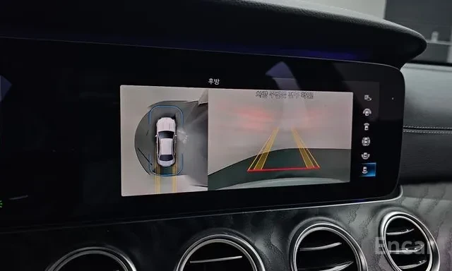 Mercedes-Benz E 220 D * 4MATIC * AMG LINE * 360 * FACE * , снимка 10 - Автомобили и джипове - 56116893