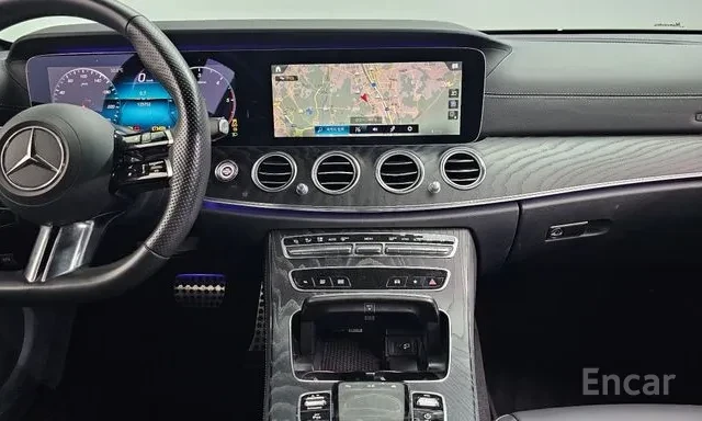 Mercedes-Benz E 220 D * 4MATIC * AMG LINE * 360 * FACE * , снимка 8 - Автомобили и джипове - 56116893