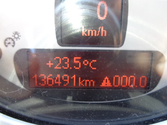 Mini One 1.4i, снимка 14 - Автомобили и джипове - 56254898