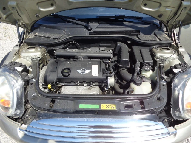 Mini One 1.4i, снимка 15 - Автомобили и джипове - 56254898
