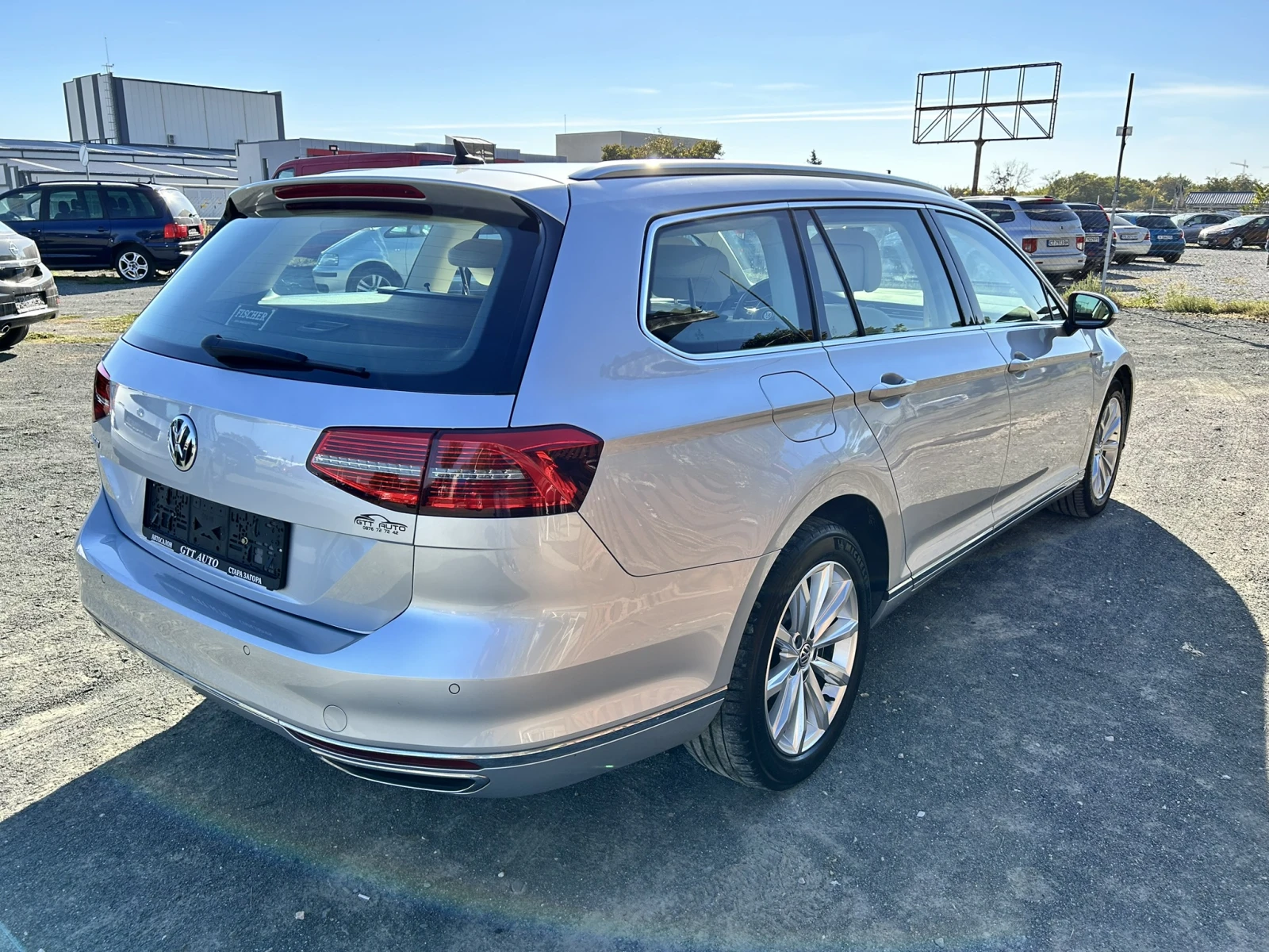 VW Passat TDI/190/DSG/4MOT/DISTR/LED/3AC/NAVI - изображение 5