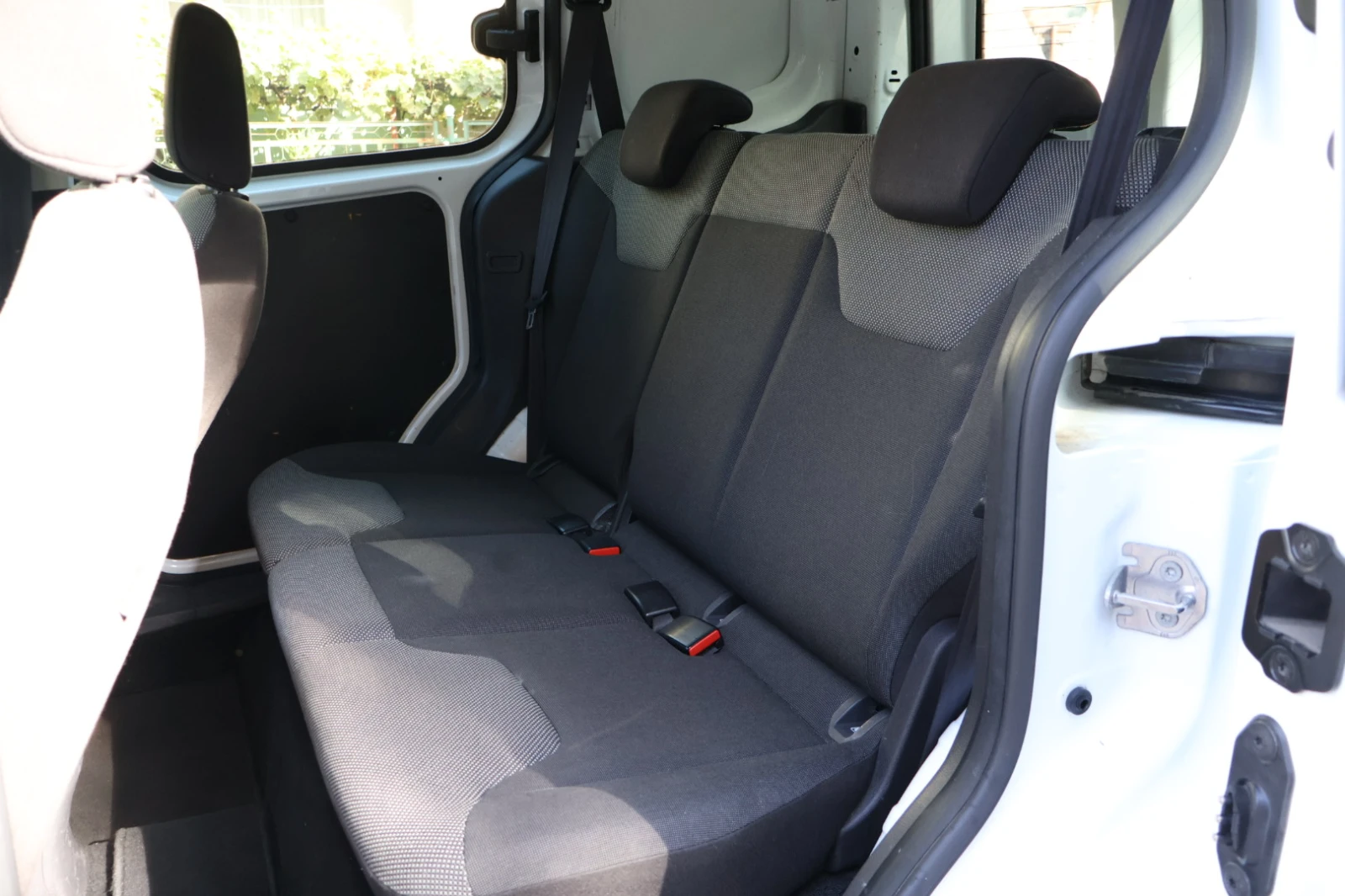 Ford Courier  - изображение 9