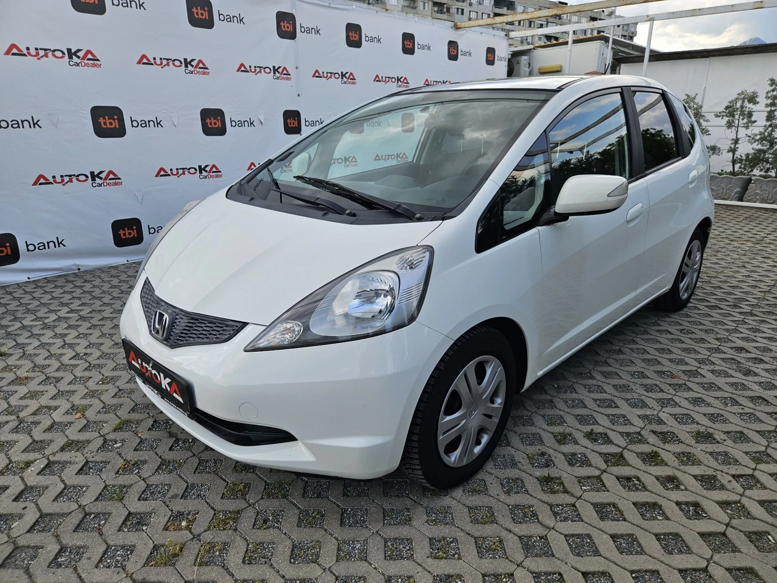 Honda Jazz 1.4i-99кс= АВТОМАТ= 108.000км= ПАНОРАМА= КЛИМАТРОН - изображение 6