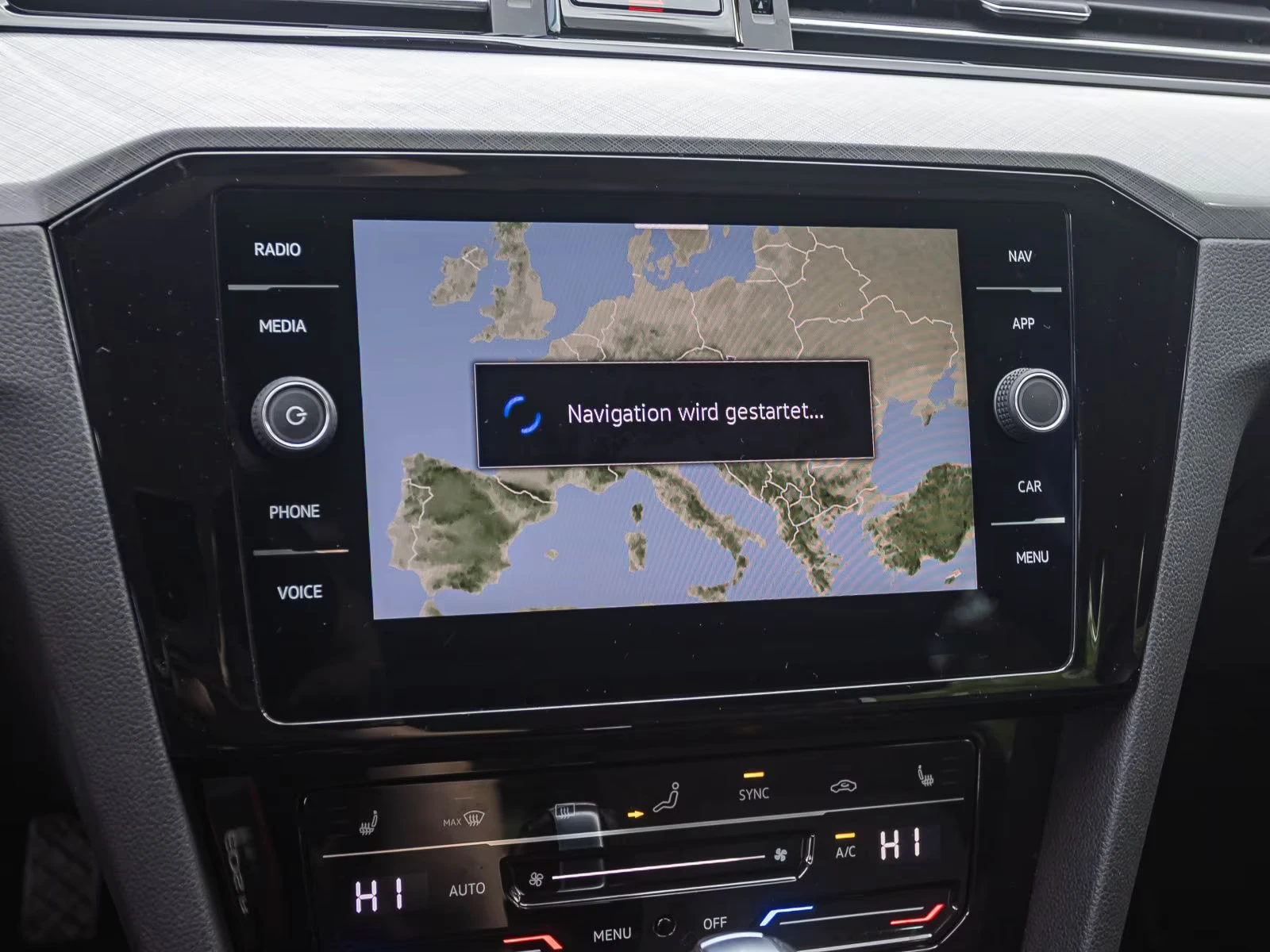 VW Passat 2.0TDI/VARIANT-BUSINESS/200HP/4MOTION/CAM/327f - изображение 10