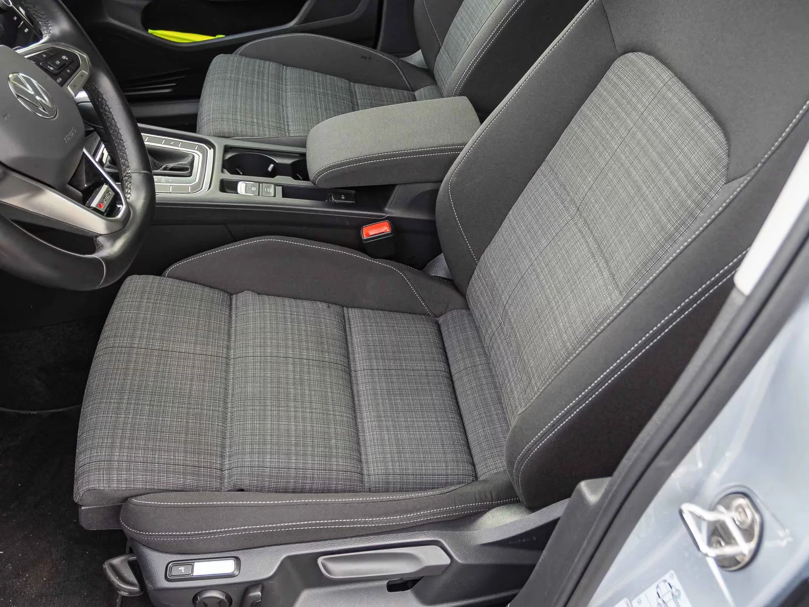 VW Passat 2.0TDI/VARIANT-BUSINESS/200HP/4MOTION/CAM/327f - изображение 6