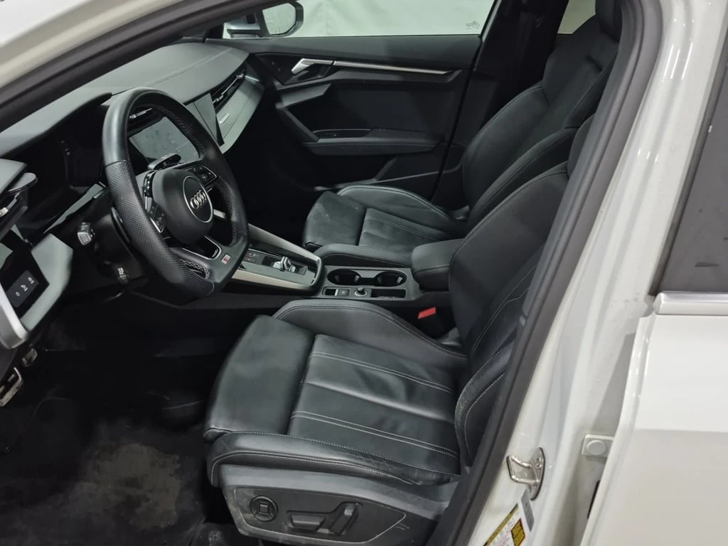 Audi S3 / KOMFORT / VOICE CONTROL / PANO / CARFAX - изображение 9