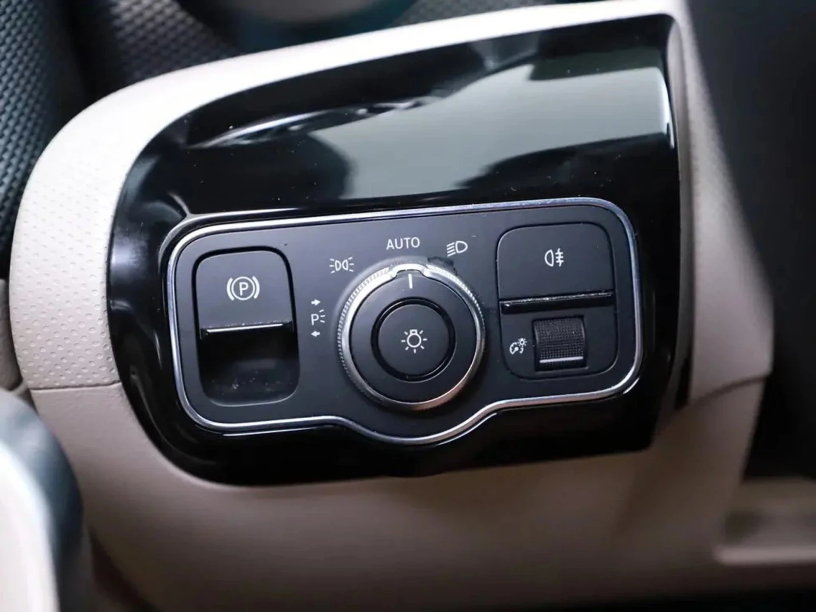 Mercedes-Benz CLA 180 Shooting Brake * Widescreen MBUX LED Carplay | Mobile.bg � ����������� 11