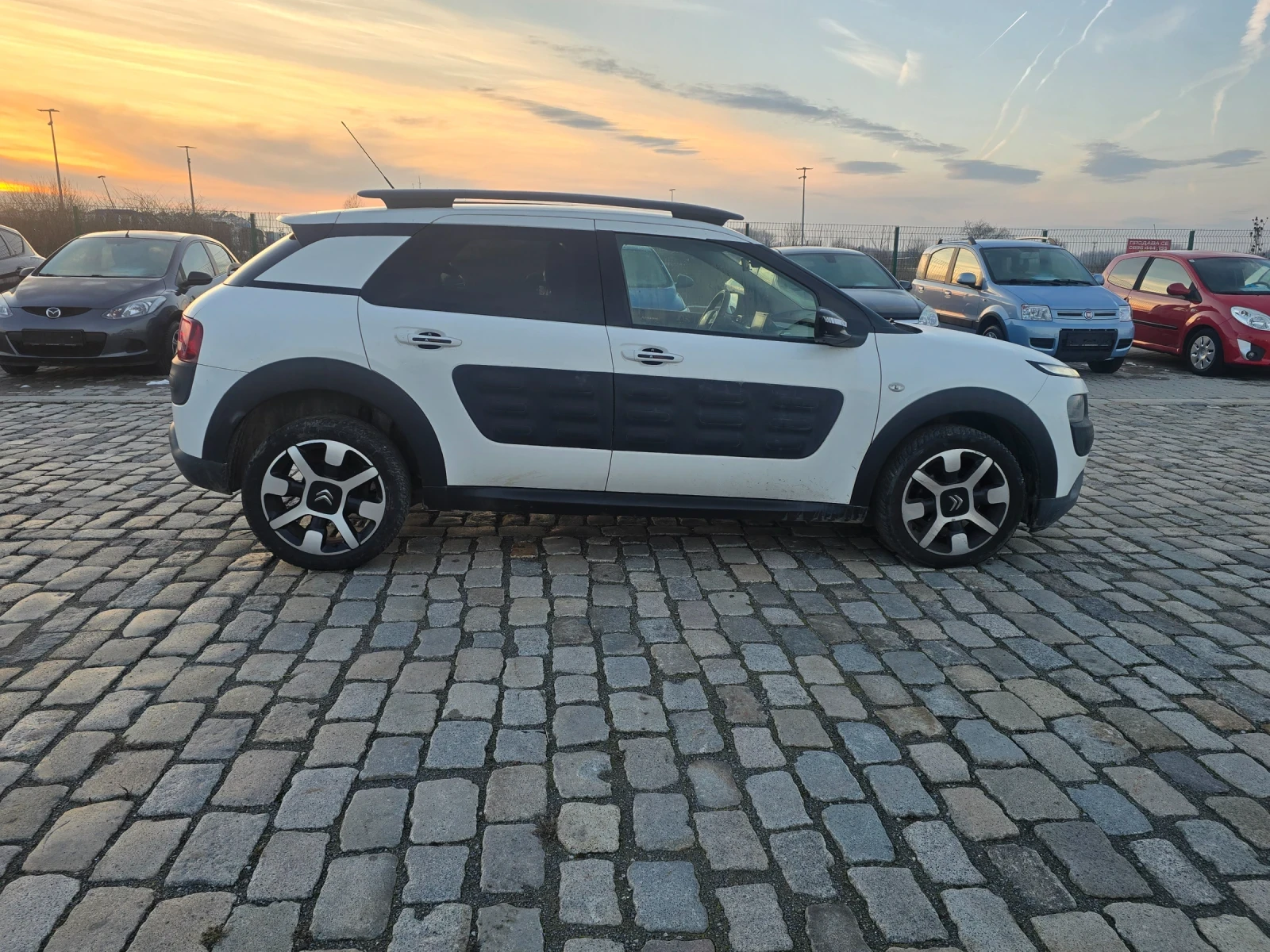 Citroen C4 Cactus 1.6HDI 99�� ���� 6� 2 ���� | Mobile.bg � ����������� 5