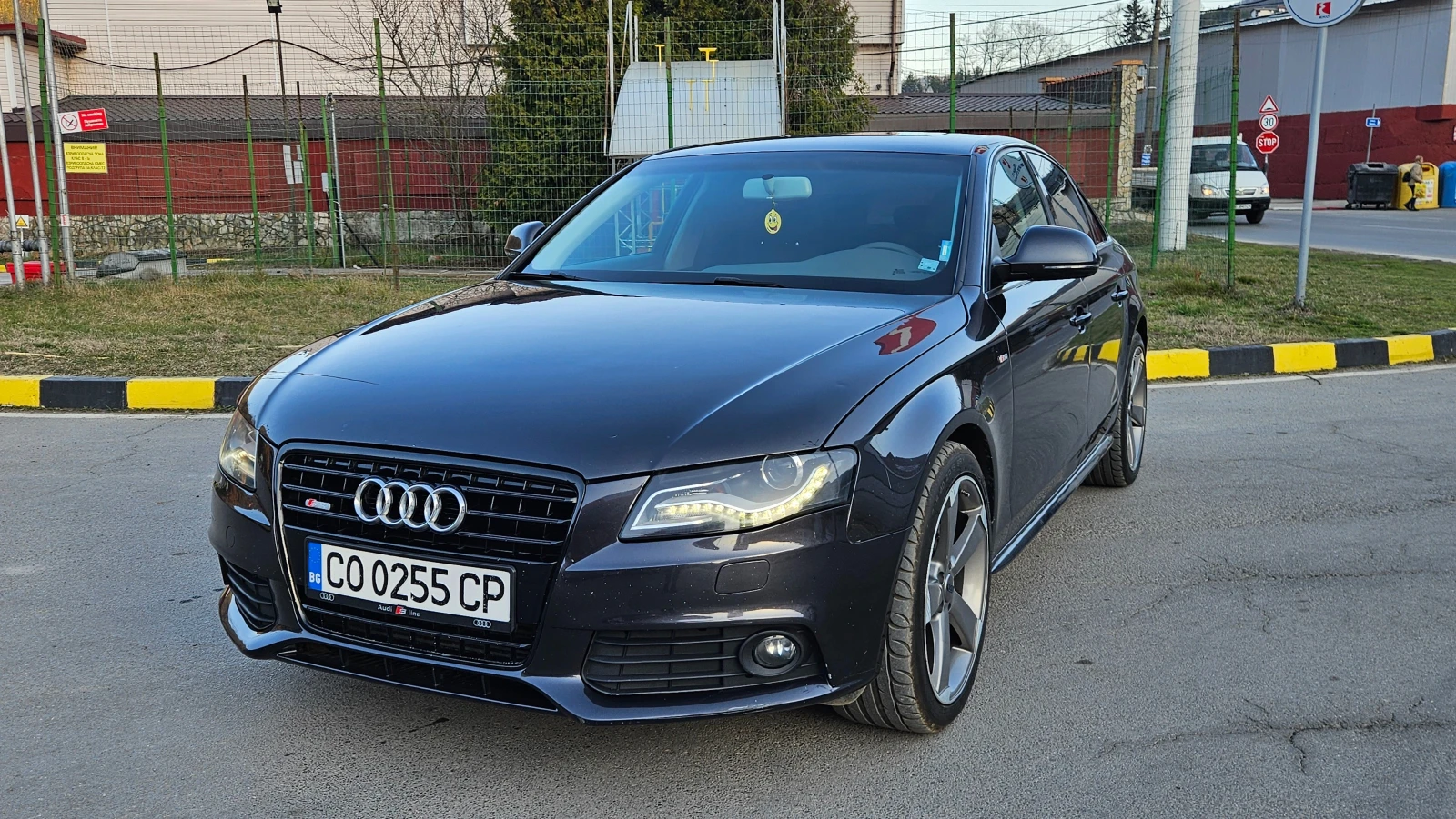 Audi A4 3.0 S-LINE/QUATTRO/6skorosti/Top sustoqnie