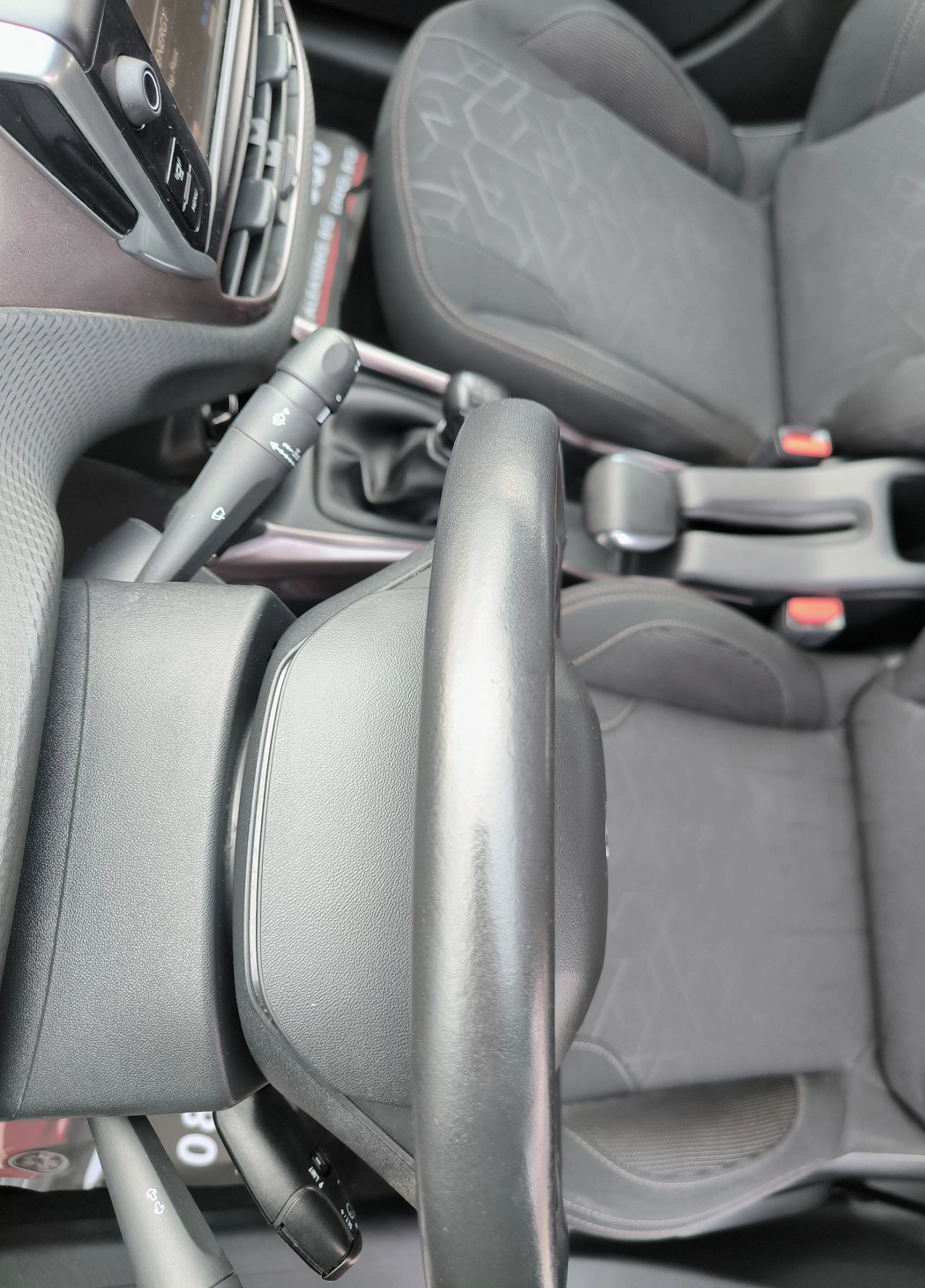 Peugeot 2008 1.4HDI - EURO5B - LED, снимка 11 - Автомобили и джипове - 54165921