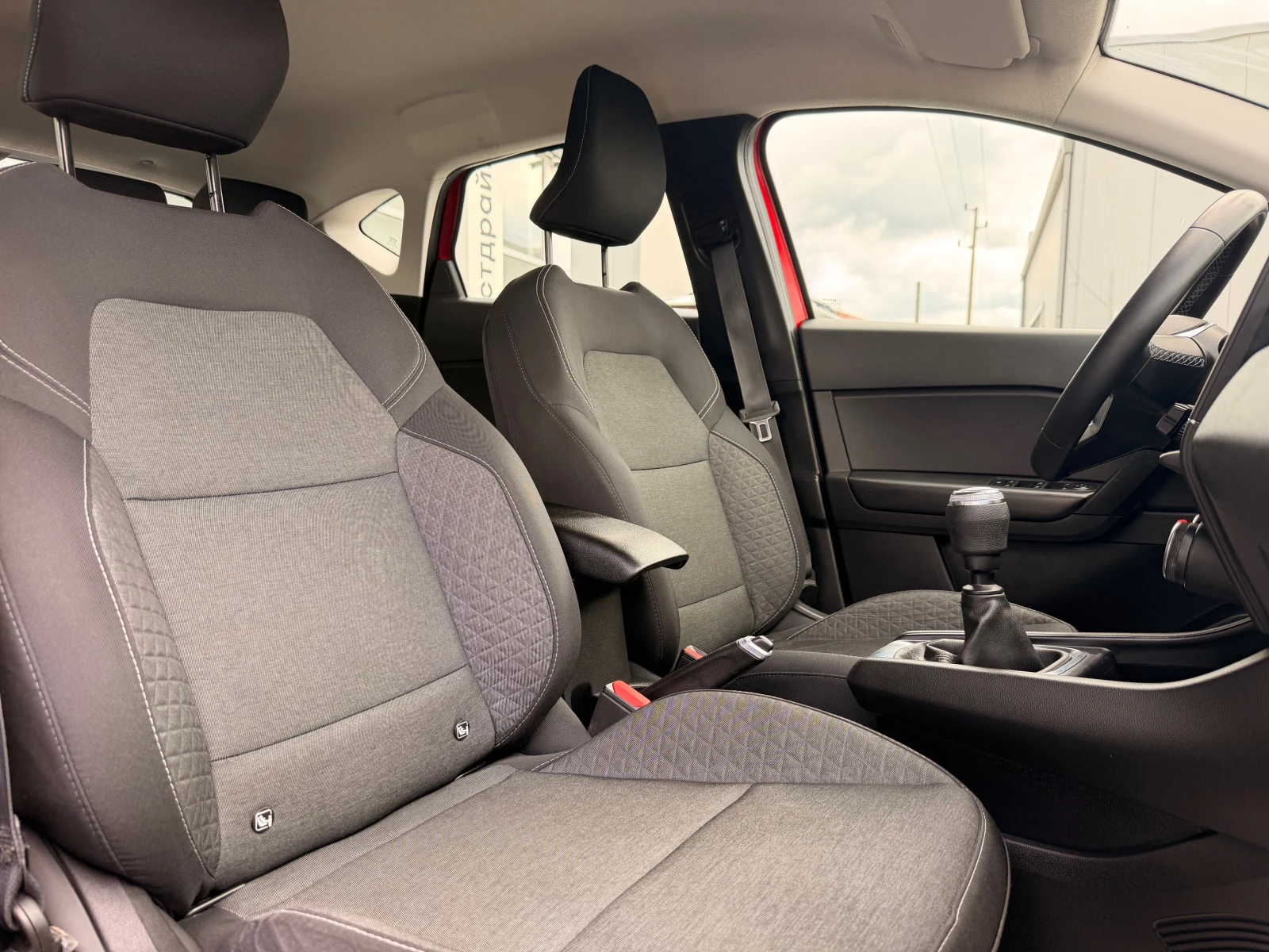 Renault Captur 1.0TCe/100к.с. бензин/газ, снимка 11 - Автомобили и джипове - 54278687